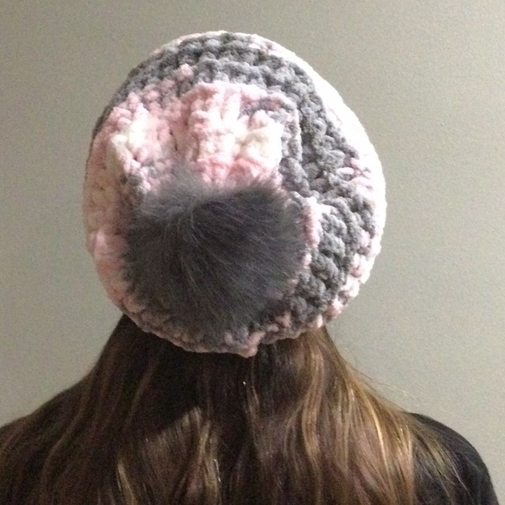 Handmade Chic Striped slouchy Beanie with Pom Pom - Picture 3 of 8